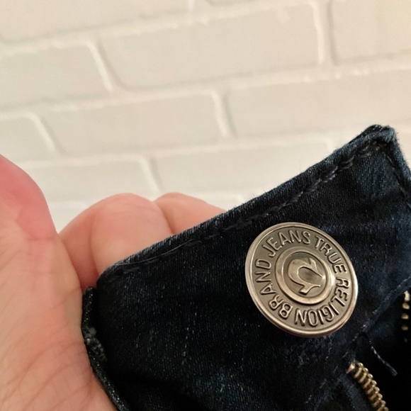 True Religion Women’s Denim Jeans Y2K Rock Low Rise Dark wash Blue Flare 28 - Picture 8 of 16